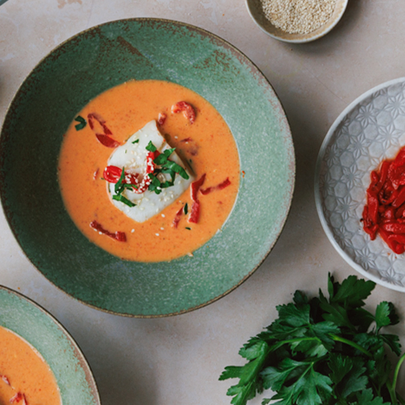 Roasted red pepper cod thai curry